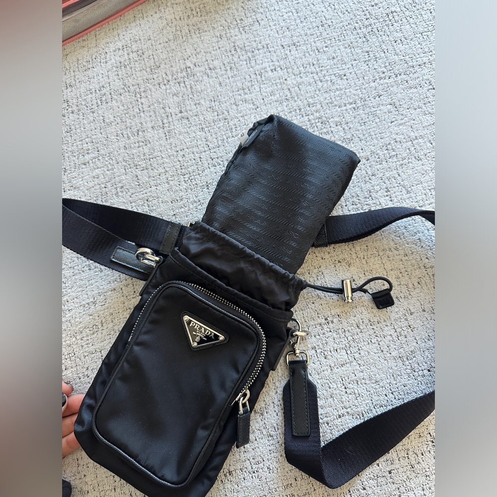 Authentic Prada Crossbody Re-Nylon - image 4
